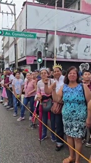 Villahermosa es de Fátima; desfila para miles en su natal Tabasco