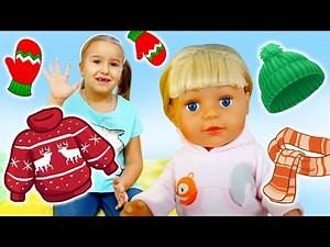 Getting Dressed songs for kids. Nursery rhymes & songs for babies. Super simple songs.