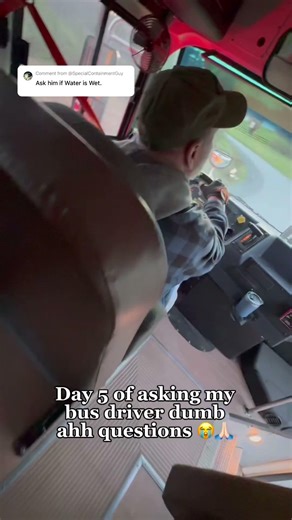 day 5 of asking my bus driver dumb ahh questions 😭🙏🏻 #funny #fyp #bus #schoolbus #xyzbca #school