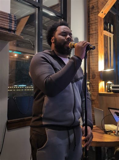 R&B Crooner Ty Performs