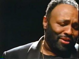 Andrae Crouch & All Star Choir - My Tribute (To God Be The Glory)