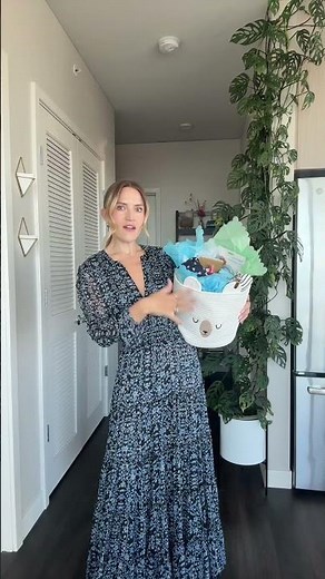 Baby shower guest outfit idea #babyshower #guestdress