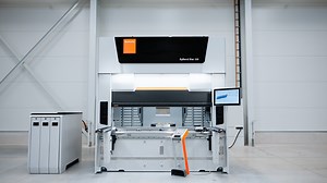 17 reactions | A new experience: Are you looking for a bending machine that fits perfect into your production? 朗 Our brand new ByBend Star 120 with its compact dimensions works very quickly and, thanks to very short cycle times, minimizes the costs of bending, especially for small and medium-sized parts. Wanna know more? Check out our website https://www.bystronic.com/che/en/news/launch-bybend-star-120 #Bystronic #YourBestChoice #ByBendStar120 | Bystronic Group | Facebook