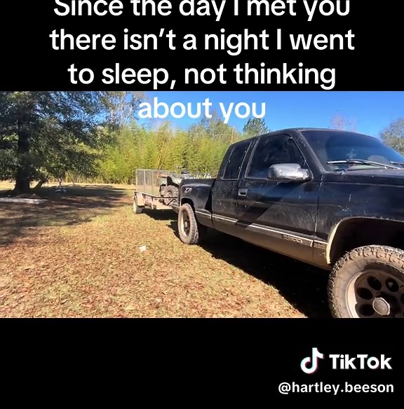 Ilovemacie❤️😍😜 (@hartley.beeson)’s videos with Better Together - Luke Combs