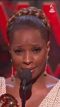 Mary J. Blige Celebrates Her Growth After 'The Breakthrough' Wins In 2007 | GRAMMY Rewind