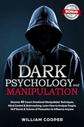 7 Books to destroy a manipulator