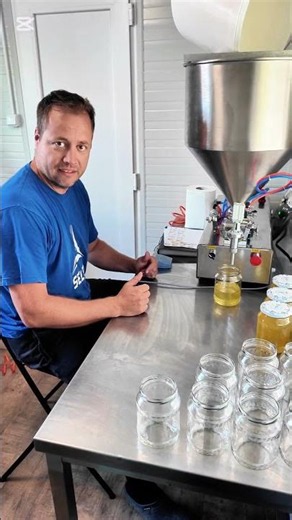 Üvegezzük az idei friss akácmézet! 🍯🌼