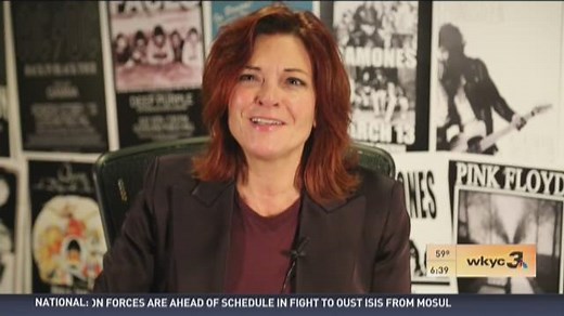 Grammy winning singer Rosanne Cash pays tribute to father, Johnny Cash, at Rock Hall event