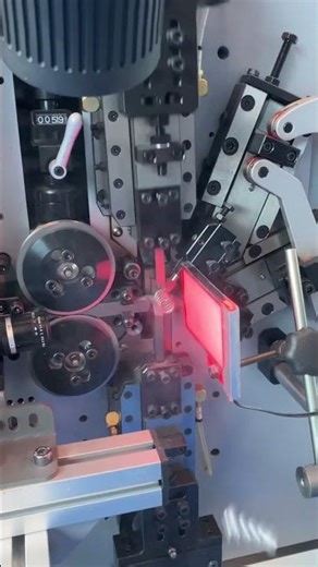 Manentimacchine - HTC Compression Spring Coiling Machine #cnc #springs #machine