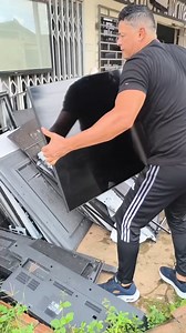 11M views · 142K reactions | Assistências técnica de TV não querem que saiba, usando cotonete recuperou de volta ao normal! | Receitas e Dicas do Chefe | Facebook