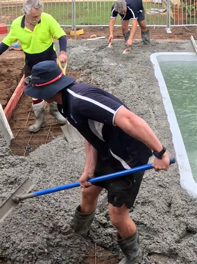 🚀 Take the stress out of content creation with our monthly content retainer packages 🚀 We handle the entire process so you can focus on running your business 📈 Whats included: ✅ Video content creation ✅ Photo content creation ✅ Social media scheduling ✅ Priority shoot and edit scheduling ✅ Dedicated creative support on standby ✅ Monthly performance and data reports 🚀 Discover how it works at www.mattfishermedia.com.au