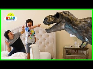 Jurassic World Fallen Kingdom Dinosaurs T-Rex Visits Ryan ToysReview at home! - Videos For Kids