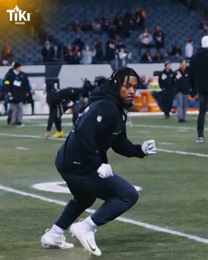 Green Bay Packers on Instagram: "Back to regularly scheduled programming @tikibrandproducts"