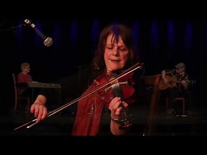 Louise Arsenault - Accompagnée de Zelma Arsenault et Karl Proude