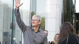 Apple reportedly targets self-driving electric car production in 2024