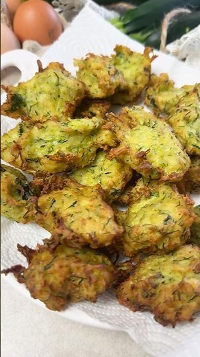 Io adoro le frittelle di zucchine e preparate così sono pazzesche 😋 #food #recipe