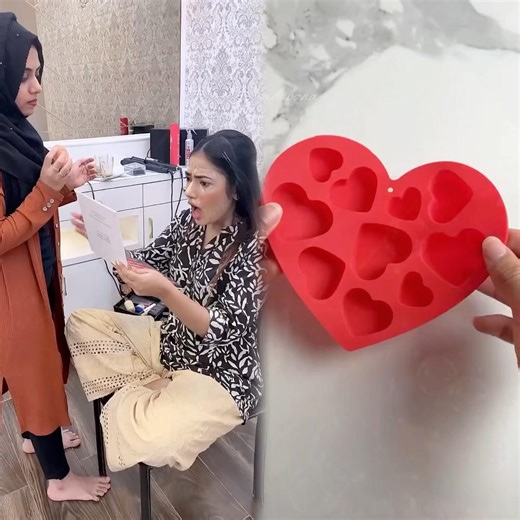 Makeup artist vs client