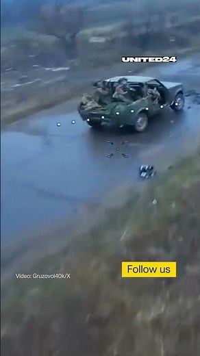 Ukrainian FPV Drone Chasing Russian Soldiers #warinukraine