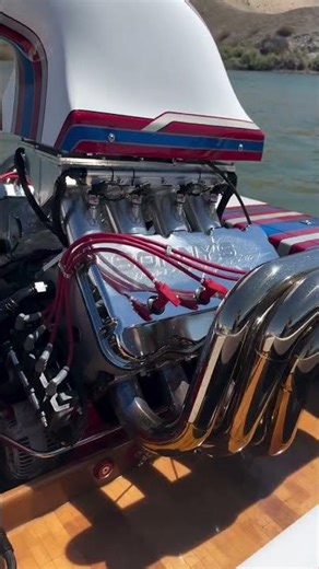 Custom Speed Boat & Massive Engine Showcase