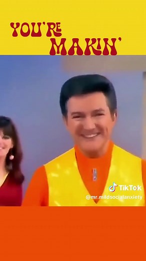 Liberace's 1968 Performance of 'The 59th Street Bridge Song'