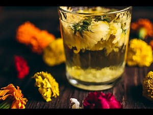 How to Make Calendula Tea with Fresh or Dried Flowers (Hot, Iced, Sun Tea Method)