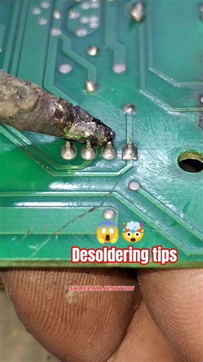 Desolder ANYTHING: My Top 5 Hacks for Clean Boards! #shorts #diy #electronic #video #desoldering