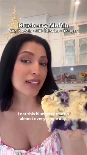 Lemon Blueberry Weight Loss Muffin 🫐🍋🧁👇🏻 Shop this recipe: Proteinmilkshake.com 40g of