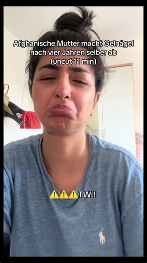 Afghan Mother Does Own Gel Nails After 4 Years (Uncut 11 min)