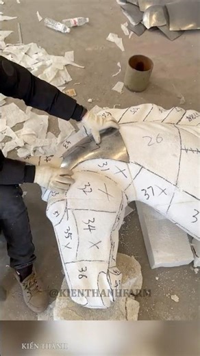 Anh chàng chế tác con ngựa sắt của Thánh Gióng #shorts