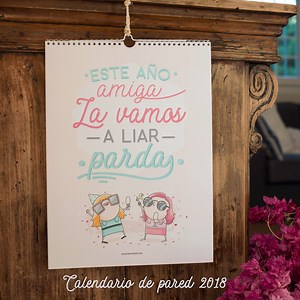 81 reactions · 17 comments | Un calendario para apuntar todas tus citas y momentos con tu mejor amiga es lo mejor para este 2018! Compuesto por 12 láminas troqueladas para que puedas coleccionarlas, regalarlas, enmarcarlas o hacer con ellas lo que más te apetezca! Impreso en papel de alta calidad de 350g, con sistema de encuadernado wire-o con colgador. 28,5 x 38 cm. Disponible en: https://goo.gl/uT76G6 | MissBorderlike | Facebook