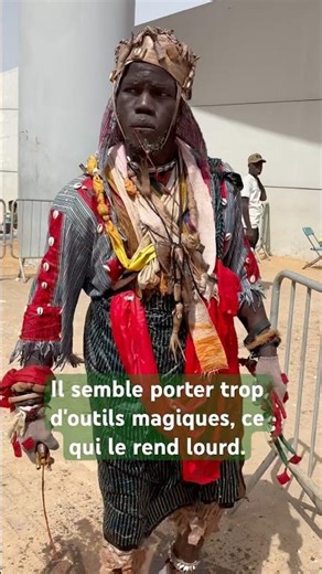 Il semble porter trop d'outils magiques, ce qui le rend lourd.