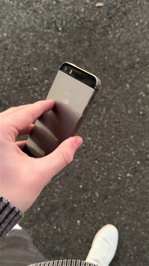 Nostalgic Look Back at the iPhone 5S