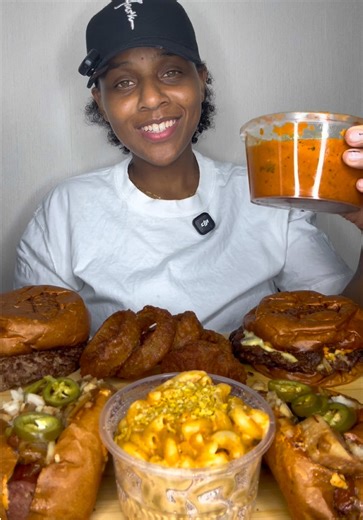 Crickets were begging. White t shirt challenge butter chicken and burger edition 🤍🍔. Let’s see how long my shirt lasts. #butterchicken #mukbang #eatingshow #foodasmr #foodie