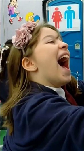 Entrou na sala de aula mas parecia que era recreio #pegadinha #comedia #humor #pranks #shorts
