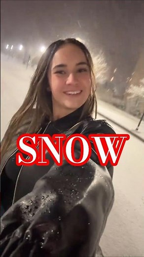 Wait guys I'm going to miss parts of this #dmoon #volleyball #libero #d1athlete #snow