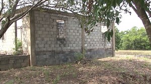 But, so far, no perhaps only three have taken that advice and surrendered. Those are the three that have been recaptured: Mark Pelayo was first, he was found on the Boom Road near the Hattieville Cemetery this morning. A neighbour to the prison tells us that he was captured in her yard: | 7 News Belize