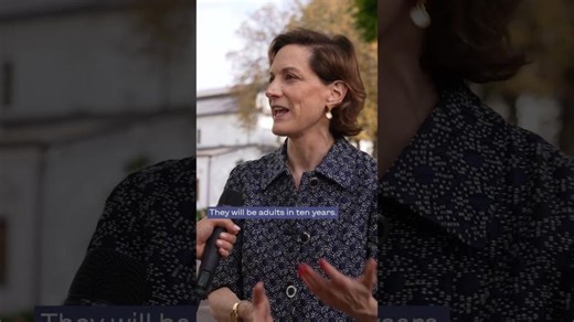 Anne Applebaum gives an interview at the 4 Summit of FLG | Christoph Müller