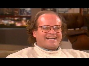 Rewind: Kelsey Grammer on-set "Frasier" interview (1995)