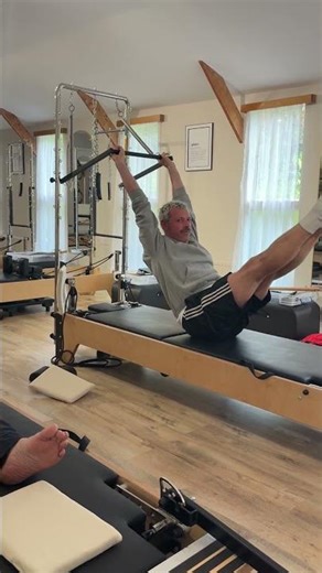 Pilates Reformer Tower Teaser Variation