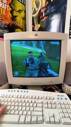 Playing the Halo CE campaign on the retro PC #halo #pcgaming #retrogaming