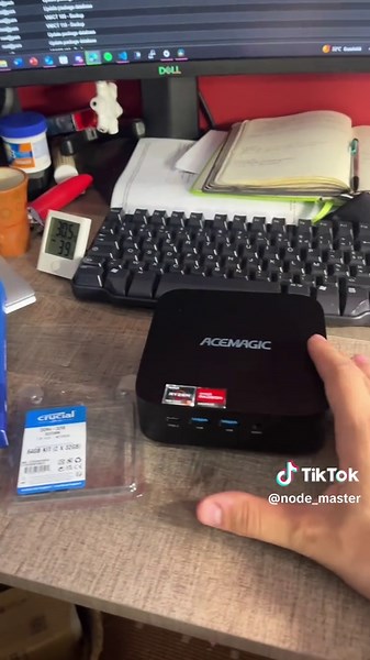 Mon nouveau mini pc ! #informatique #ordinateur #computer #homelab #serveur #linux #setup #setupgaming #gamingsetup #server #networkinfrastructure