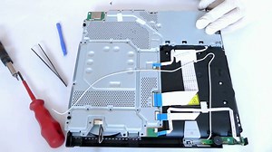 Teardown Video of PlayStation 4 Slim Sony Yet to Announce | The Mary Sue