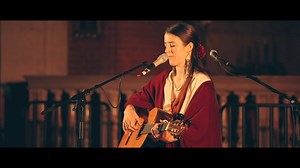 Sending a blessing out to the world today. Sending our prayers for healing to those we love, those we know and those we don’t know. Prayers for our world family, and for the global heart of humanity that is so deeply wounded and in such pain. ✨🙏✨ FULL VIDEO on my YouTube channel ✨ 🎥 Video by @kaiohio & @thesamsaracollective. Filmed at the Grand Junction hosted by @medicinefestival | Ayla Schafer