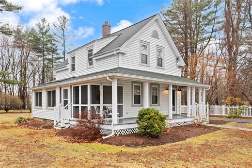 49 Chestnut St, Foxboro, MA 02035 - MLS 73492468 - Coldwell Banker