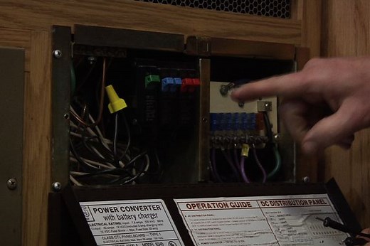 Jayco Power Converter Not Working (Location, Wiring, Replace)