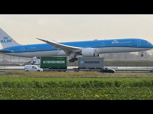 BOEING 787-10 DREAMLINER KLM FROM CALGARY TO AMSTERDAM LANDING SCHIPHOL AIRPORT PHBKP / KL678