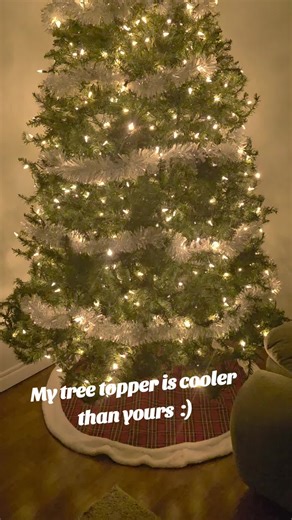 coolest tree topper #homealone #christmas