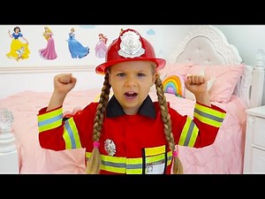 다이아나 소방관 놀이를 하면서 아빠를 도와줍니다 Diana Pretend Play Firefighter & Helps Dad