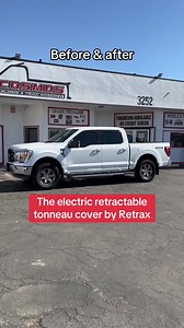 You cant beat the ease and impressiveness of the retrax powertrax pro Mx electric retractable bed cover for your truck🔥with a strong aluminum design and hands free control, your truck is gonna be upgraded with the best of the best . Comes with an electric key fob to open and close and here at Cosmos you get expert installation 🛠️dm us to equip your truck with a tonneau cover #truckaccessories #liftedtrucks #offroading #ford #f150 #fordf150 #bedcover #tonneaucover #retrax #offroading #liftkits