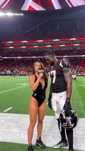 Wealthy Sports AI on Instagram: "NFL reporter gets smoked with a football on the sidelines interviewing a player #nfl"